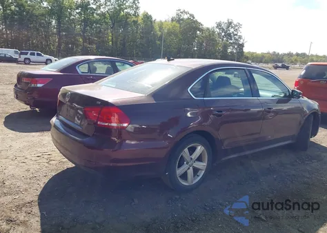 2013 Volkswagen Passat 2.5L Se из США, поврежденный, VIN 1VWBP7A38DC087430